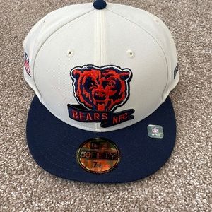 New Era Sideline 59 FIFTY NFL shop Bears Hat 7 5/8 New with a flaw
